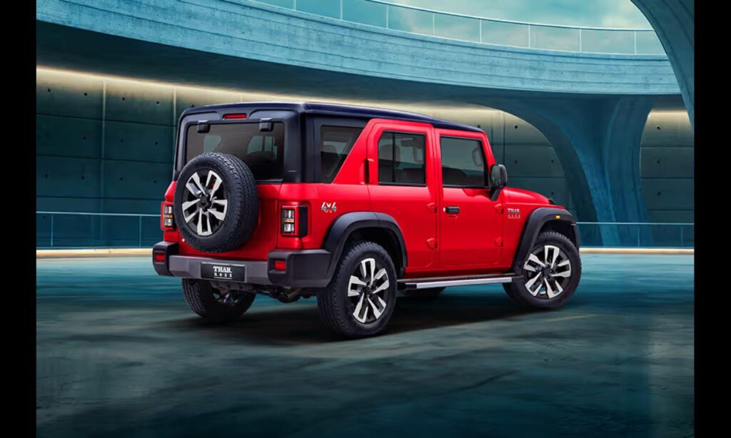 Mahindra Thar vs Thar Roxx – Which SUV is Worth Your Money in 2026? 2 Mahindra Thar vs Thar Roxx