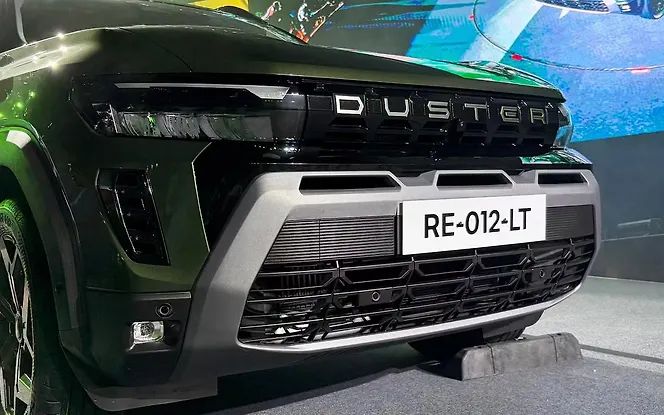 Renault Duster 2026 Price Revealed - Today Starting at ₹10.49 Lakh 3 Renault Duster 2026