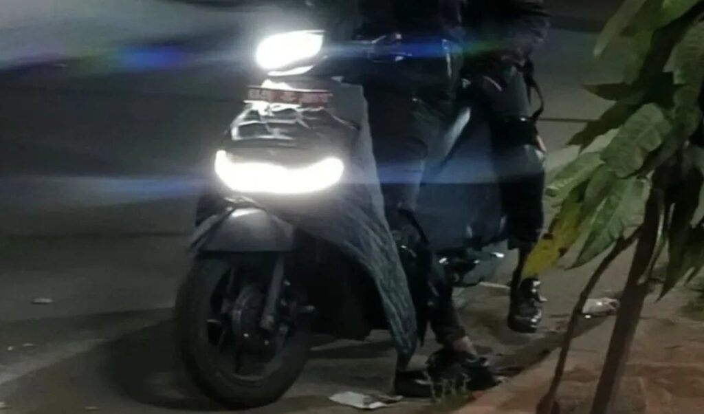 Ather EL01